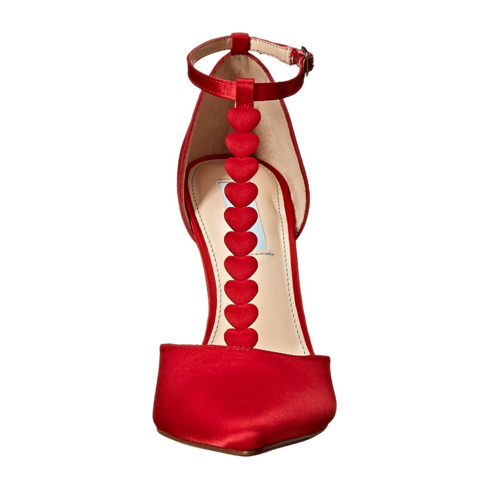 Heart ❤️ Detail T-Strap Red Pumps